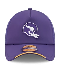 New Era Men's Purple Minnesota Vikings 2026 Sideline Throwback Apex 9FORTY Adjustable Trucker Hat