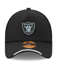 New Era Men's Black Las Vegas Raiders 2026 Sideline Apex 9FORTY Adjustable Trucker Hat