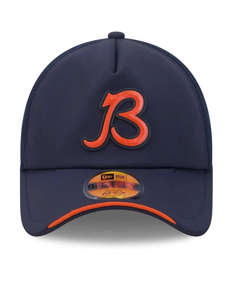New Era Men's Navy Chicago Bears 2026 Sideline Alternate Apex 9FORTY Adjustable Trucker Hat
