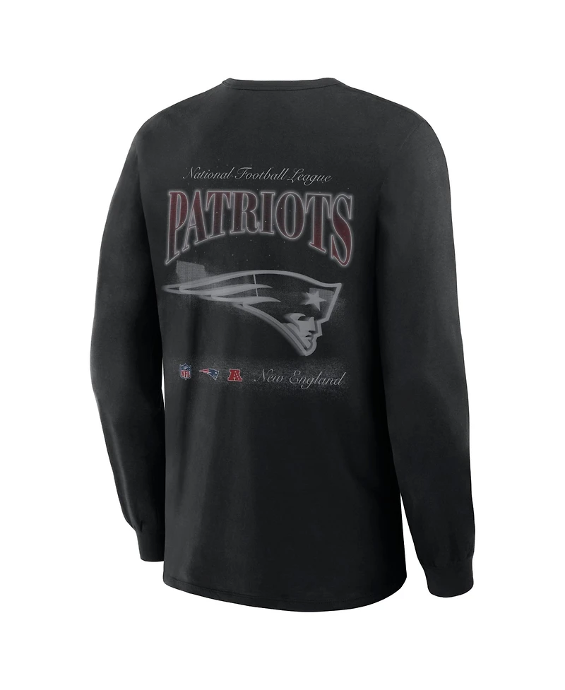 Fanatics Men's New England Patriots Midnight Falls Long-Sleeve Crewneck Classic-Fit T-Shirt