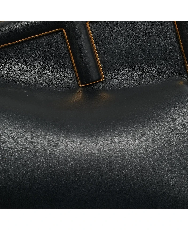 Pre-Owned Fendi women's Leather Shoulder Bag