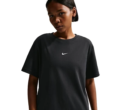 Nike Women's Sportswear Crewneck T-Shirt