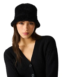 Steve Madden Fuzzy Bucket Hat