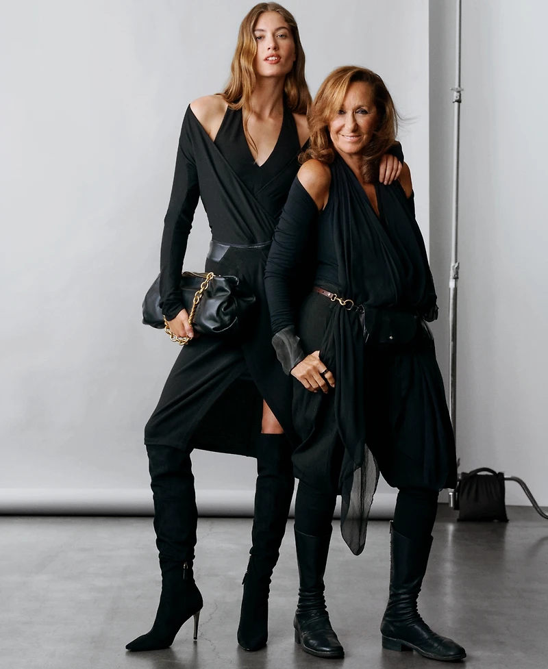 Donna Karan New York Women's Long-Sleeve V-Neck Bodysuit