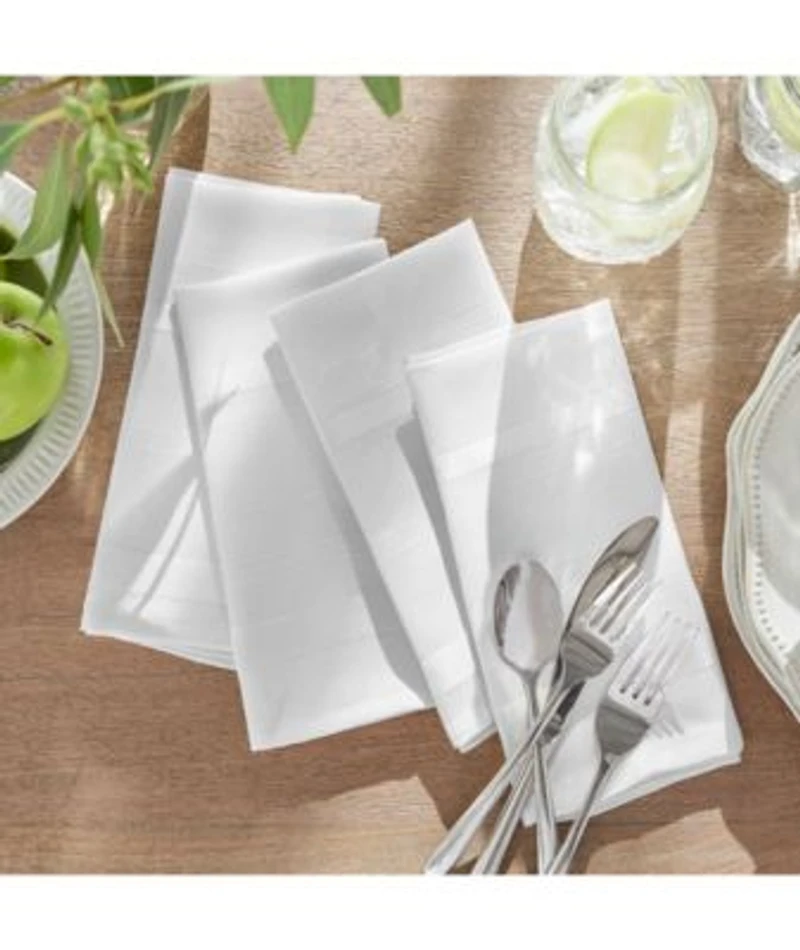 Elrene Elegance Plaid Table Linen