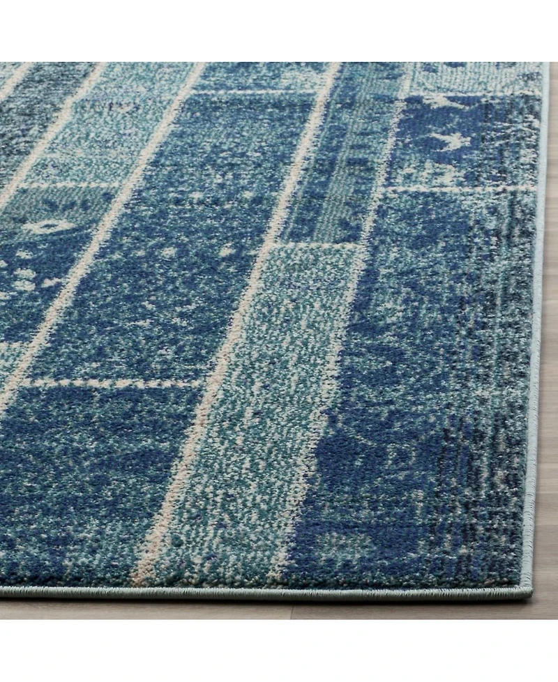 Safavieh Monaco MNC216 5'1" x 7'7" Area Rug