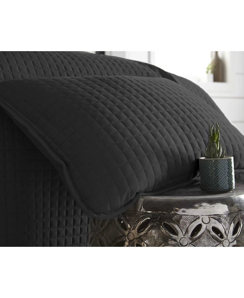 Southshore Fine Linens Oversized Lightweight 3-Pc. Quilt Set