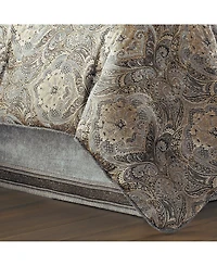 J Queen New York Provence Comforter Set, California King