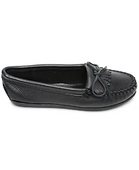 Minnetonka Women's Deerskin Kilty Moccasins