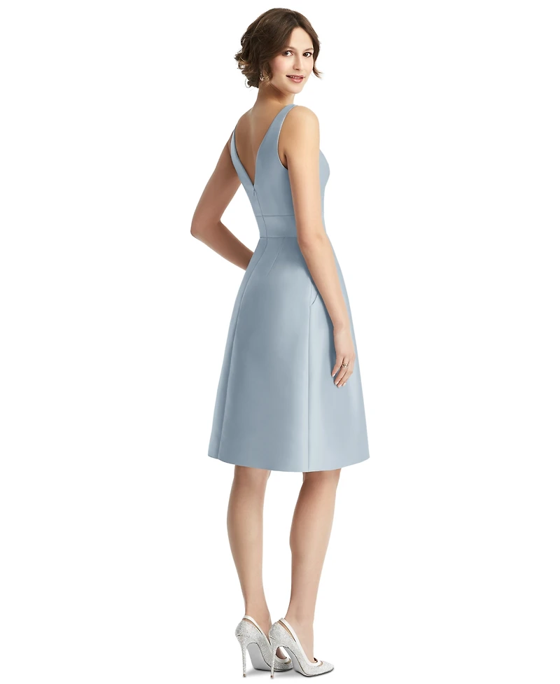 Alfred Sung Women's V-Neck Pleated Skirt Cocktail Dress with Pockets