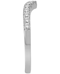 Diamond Chevron Band (1/4 ct. t.w.) 14k White or Yellow Gold