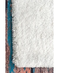 nuLoom Gynel OZAS01A White 5'3" x 7'6" Area Rug
