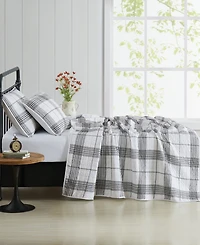 Cottage Classics Plaid 3-Piece Quilt Set