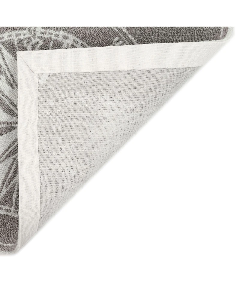 Liora Manne' Frontporch Compass Black and Gray 3'6" x 5'6" Outdoor Area Rug