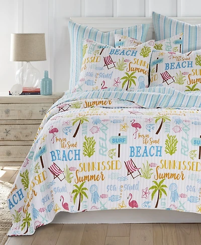 Homthreads Beach Days Quilt Set