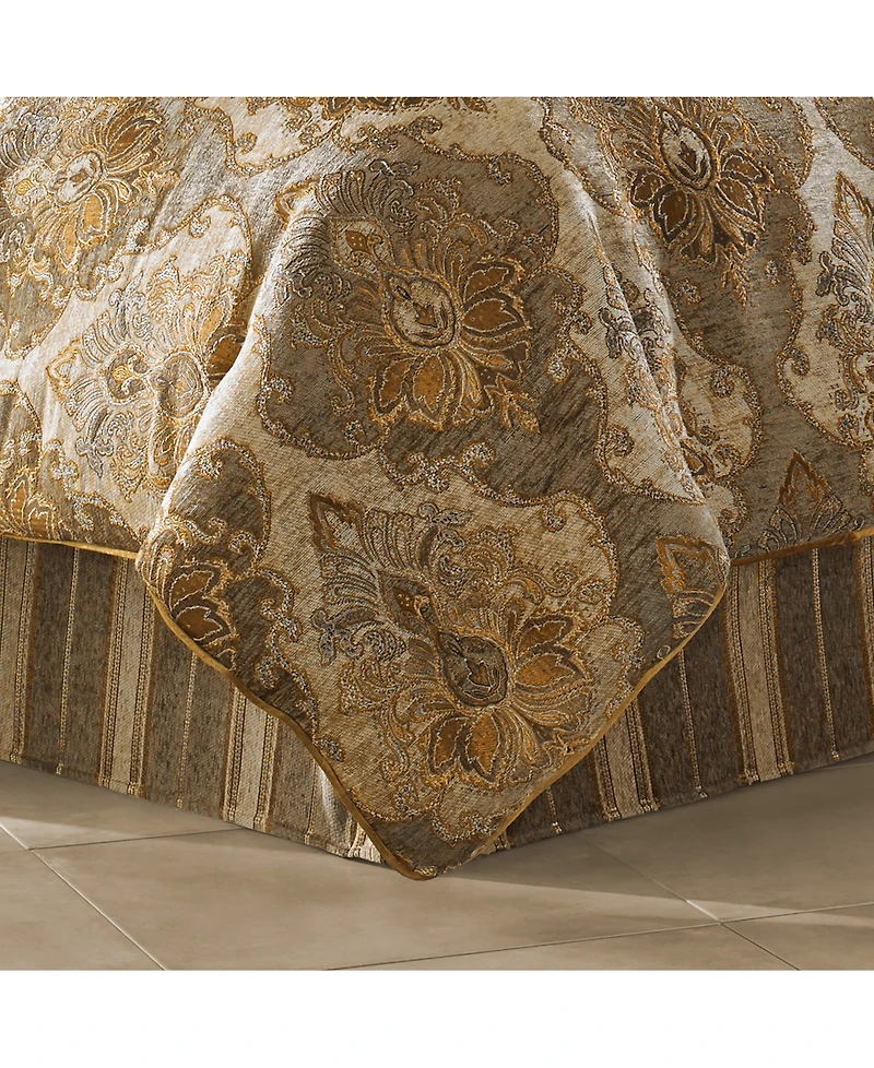 J Queen New York Bradshaw 4-Pc. Comforter Set, California King