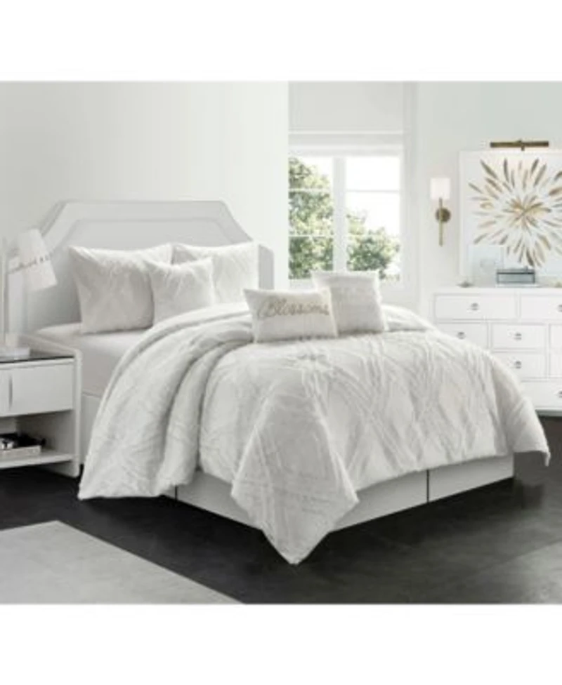 Stratford Park Blossom Comforter Sets