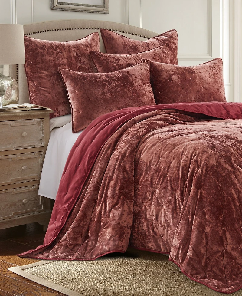 Levtex Abruzzi Velvet Reversible Quilt, Full/Queen