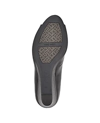 Nine West Women's Cape 9x9 Peep Toe Wedges