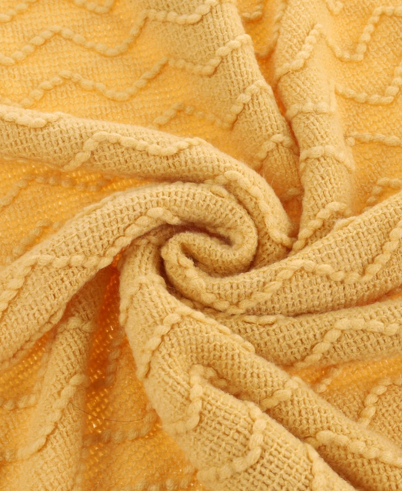 Happycare Textiles Solid Soft Zigzag Lightweight Throw, 60" x 50"