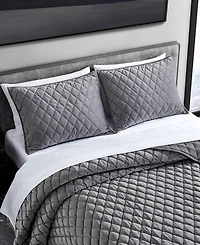 Vera Wang Diamond Velvet 3 Piece Quilt Set