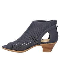 Easy Street Women's Sunrise Sandals