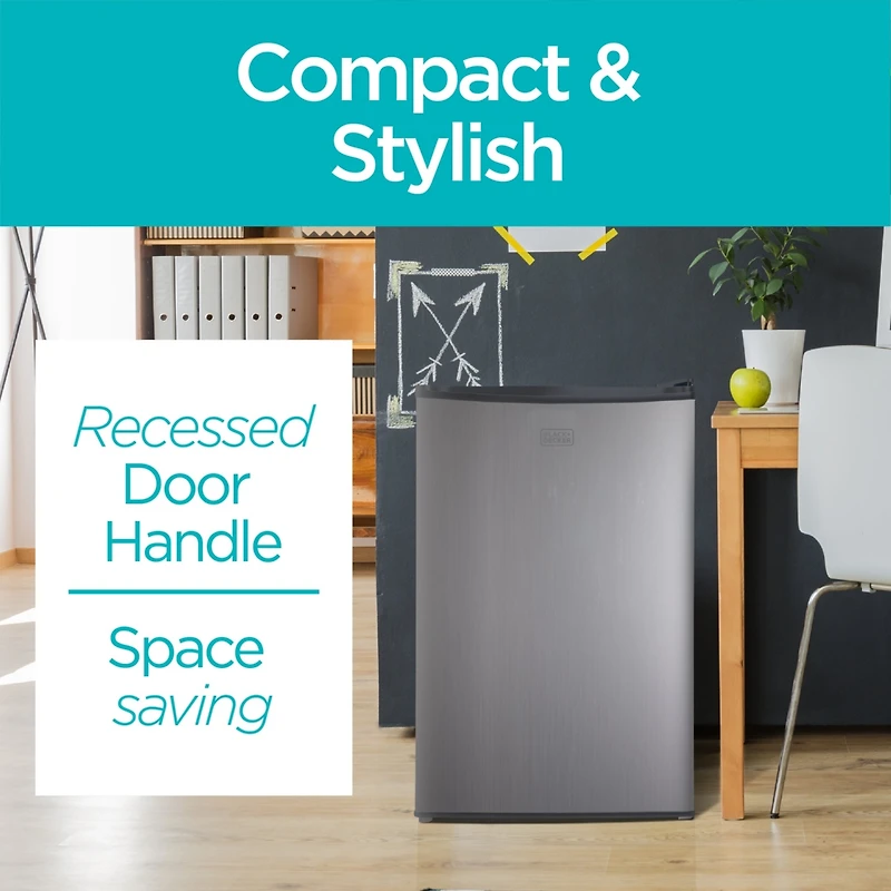 4.3 cu.ft.. Compact Refrigerator - Vcm