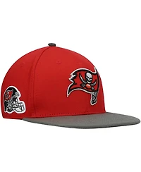 Men's Pro Standard Red, Pewter Tampa Bay Buccaneers 2Tone Snapback Hat