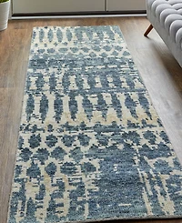 Feizy Palomar R6632 2'6" x 8' Runner Area Rug
