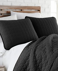 Southshore Fine Linens Ultra-Soft Lightweight Embroidered 3-Pc. Quilt Set, King/California King