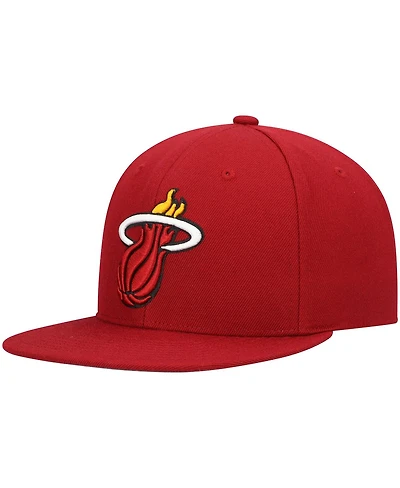 Men's Mitchell & Ness Red Miami Heat Ground 2.0 Snapback Hat