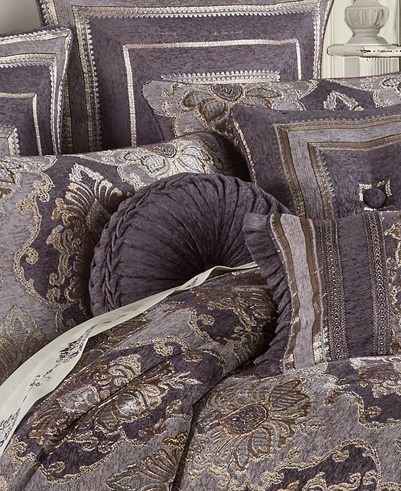 Five Queens Court Dominique Tufted Decorative Pillow, 15" Round