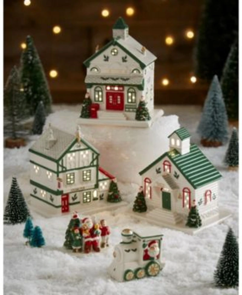 Spode Christmas Tree Figural Gifts Collection
