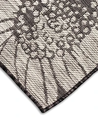 Liora Manne' Carmel Sunflower Field 7'10" x 9'10" Outdoor Area Rug