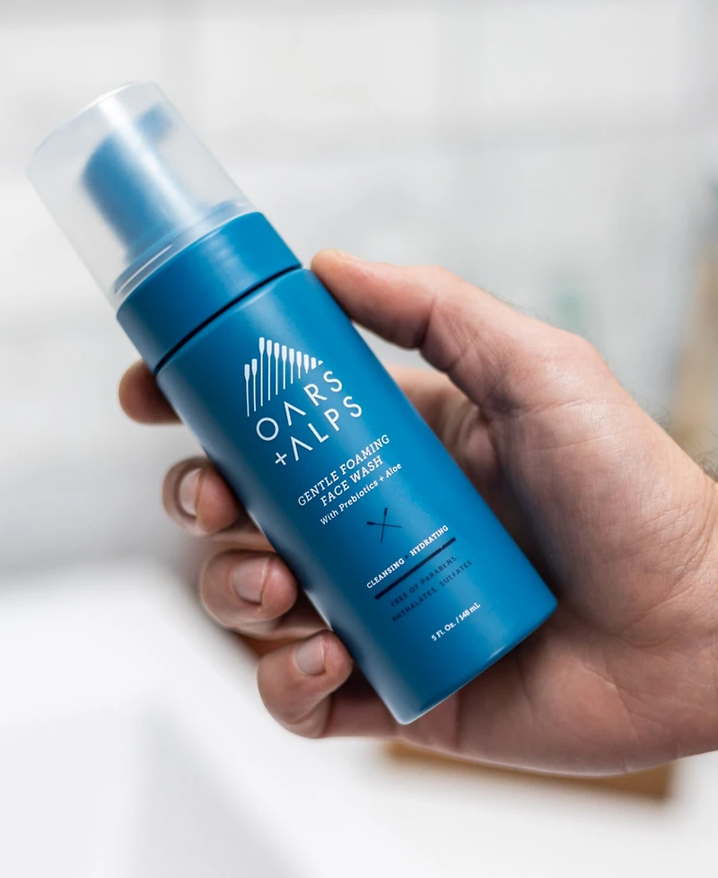 Oars + Alps Gentle Foaming Face Wash