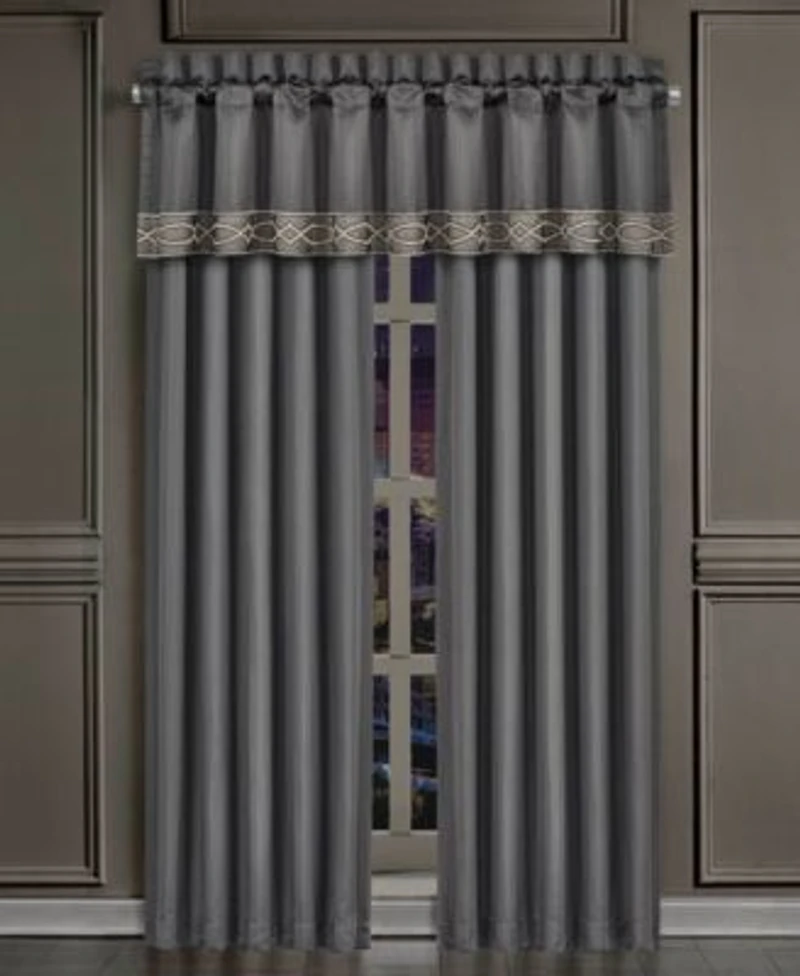 J Queen New York Deco Comforter Sets