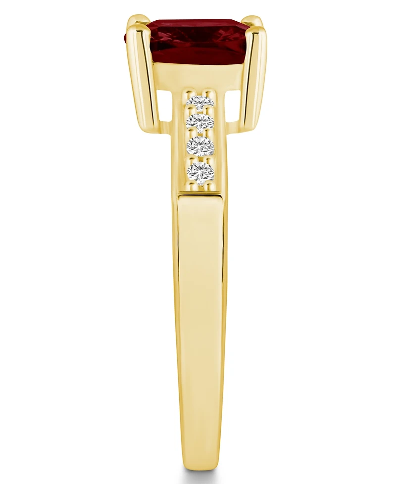 Macy's Garnet and Diamond Ring (2-3/4 ct.t.w 1/8 ct.t.w) 14K Yellow Gold