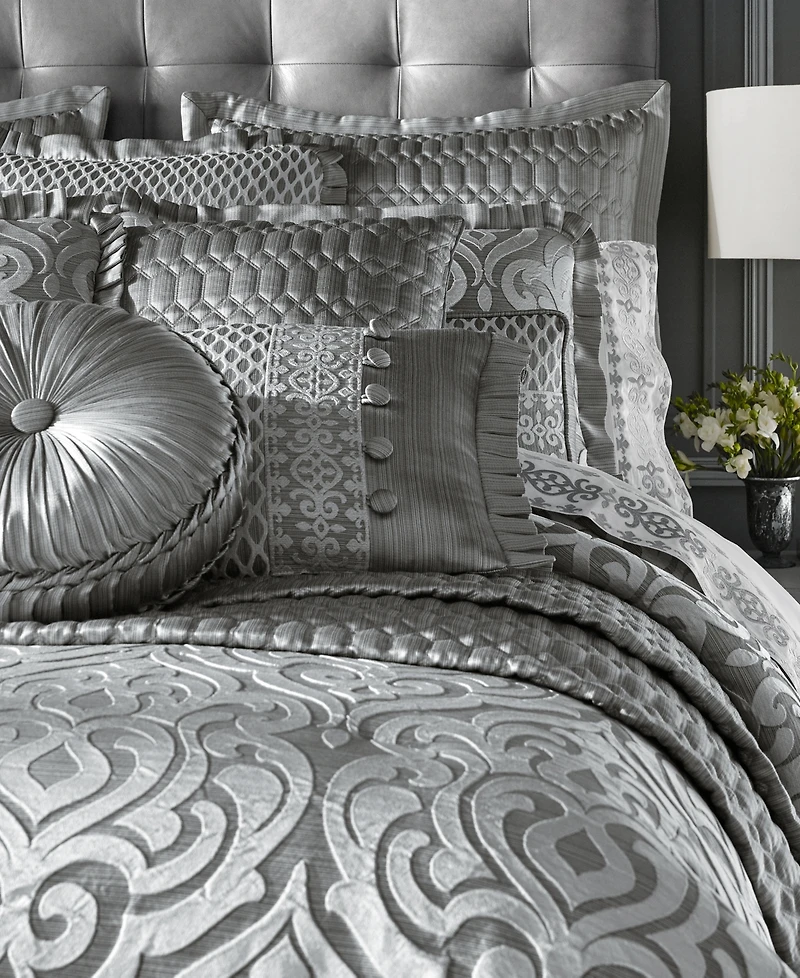 J Queen New York Luxembourg 4-Pc. Comforter Set, California King