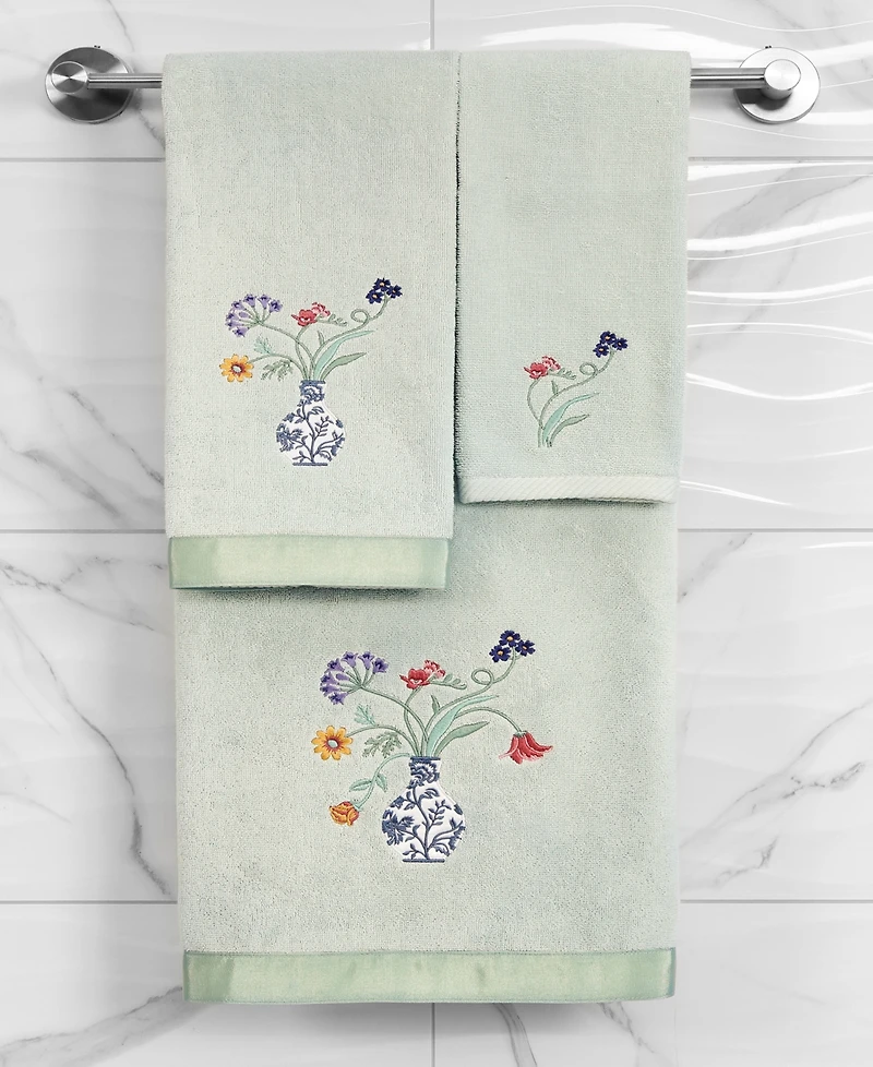 Linum Home Turkish Cotton Stella Embellished 2-Pc. Fingertip Towel Set