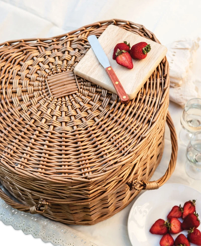 Picnic Time Heart Picnic Basket