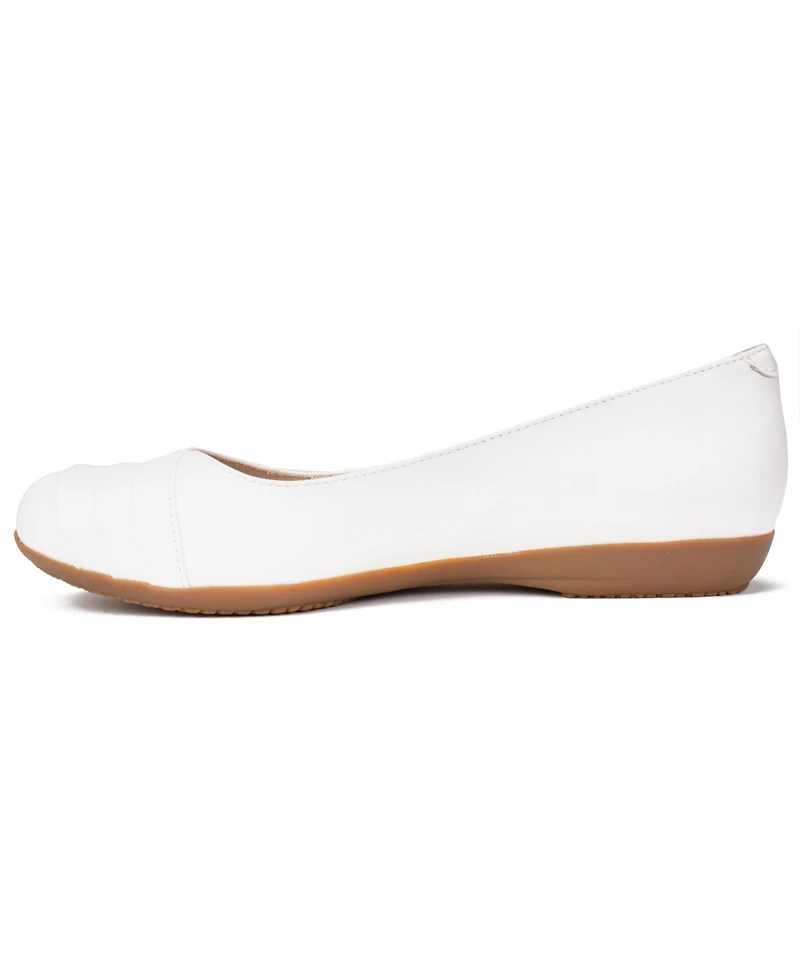 Cliffs by White Mountain Women's Clara Ballet Flats