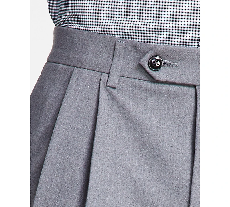 Michael Kors Men's Pleated Solid Classic Fit Pants