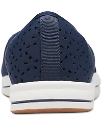 Clarks Women's Cloudsteppers Breeze Emily Perforated Loafer Flats