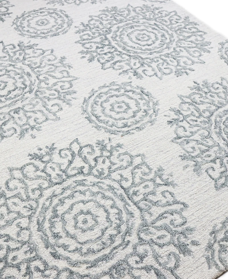 Closeout! Bashian Loop LOP175 2'6" x 8' Runner Area Rug
