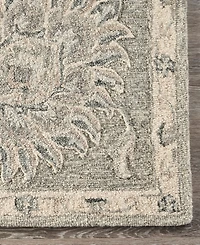Lr Home Iris Victo-583 5' x 7' Area Rug
