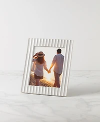 Lenox French Perle Scallop Frame, 8" x 10"