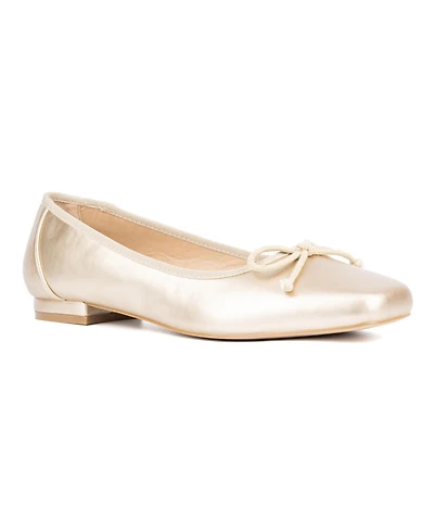 Fashion To Figure Women's Fawn Ballet Flat - Wide Width