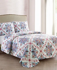 Vcny Home Wyndham Medallion 3-Pc. Quilt, King