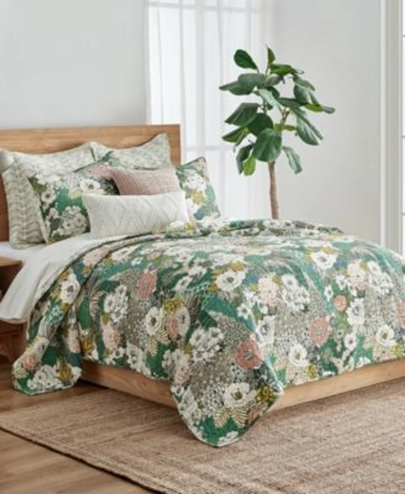 Levtex Bettina Reversible Quilt Sets