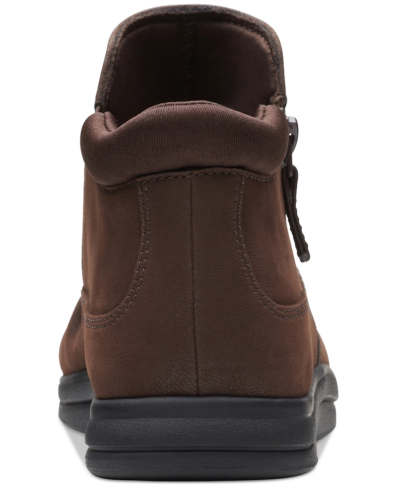 Clarks Women's Breeze Range Ruched Ankle Booties